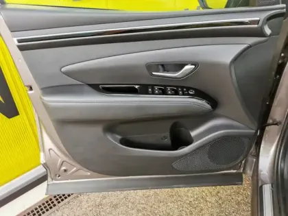 Photo 16 Hyundai Tucson Creative Hybrid 2WD 1.6 T-GDI 