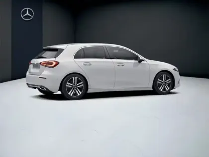 Photo 19 Mercedes Classe A 200 d Progressive Line