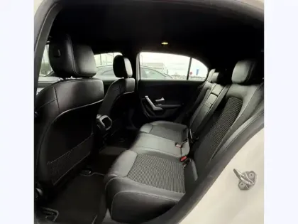 Photo 27 Mercedes Classe A 200 d Progressive Line