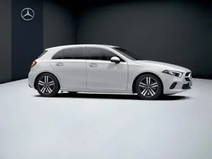 Photo 15 Mercedes Classe A 200 d Progressive Line