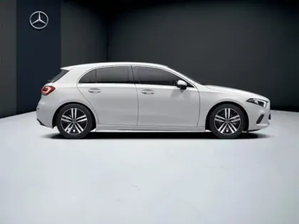 Photo 5 Mercedes Classe A 200 d Progressive Line