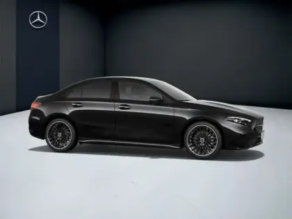 Photo 14 Mercedes Classe A 200 d Berline AMG Line