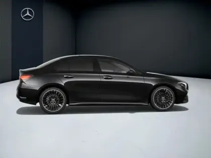 Photo 16 Mercedes Classe A 200 d Berline AMG Line