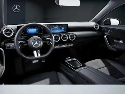 Photo 8 Mercedes Classe A 200 d Berline AMG Line