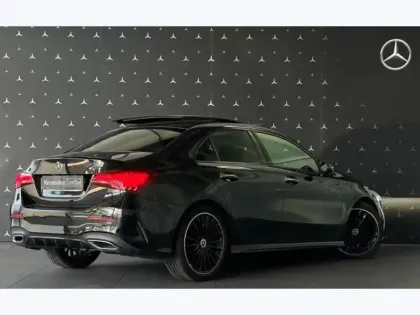 Photo 25 Mercedes Classe A 200 d Berline AMG Line