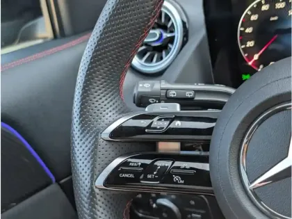 Photo 12 Mercedes GLA 250 e Hybrid EQ 