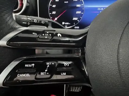 Photo 19 Mercedes GLC  300 de 4MATIC AMG Line