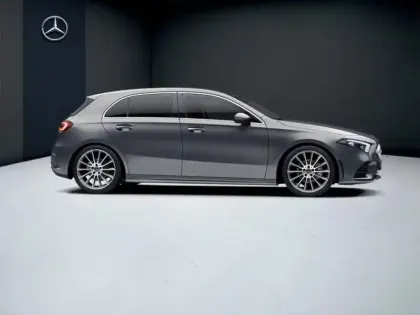 Photo 16 Mercedes Classe A 180 d AMG Line