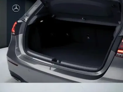 Photo 8 Mercedes Classe A 180 d AMG Line