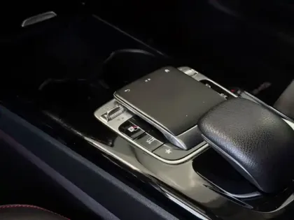 Photo 39 Mercedes Classe A 180 d AMG Line