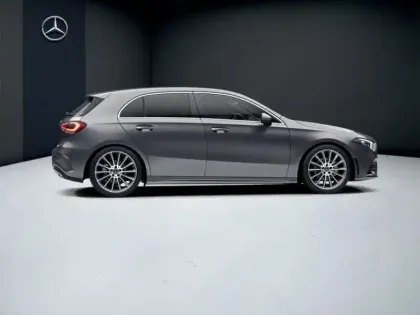 Photo 17 Mercedes Classe A 180 d AMG Line