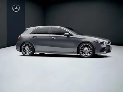 Photo 15 Mercedes Classe A 180 d AMG Line