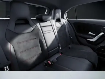 Photo 22 Mercedes Classe A 180 AMG Line