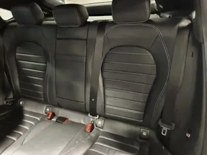 Photo 12 Mercedes GLC  250 d 4MATIC Coupé Fascina