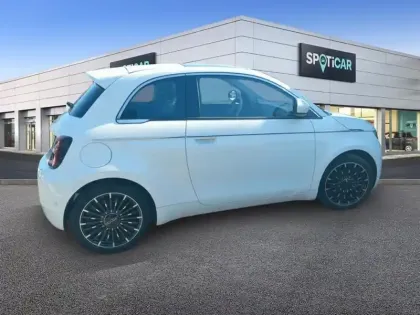 Photo 27 Fiat 500  e 118 ch La Prima