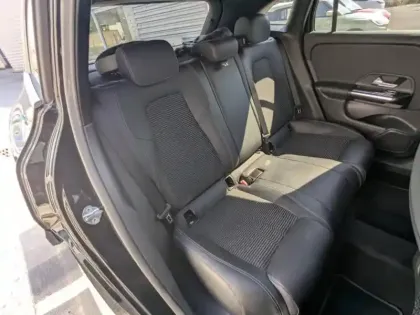 Photo 9 Mercedes GLA  200 d 150ch Progressive Line 8G-DCT
