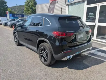 Photo 5 Mercedes GLA  200 d 150ch Progressive Line 8G-DCT