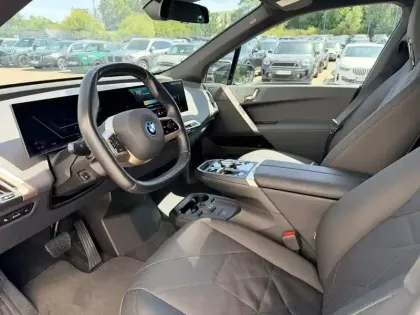 Photo 21 BMW Ix  xDrive40 326ch