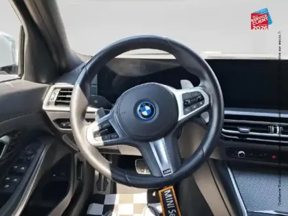 Photo 11 BMW Serie 3 Série 3 Touring 330eA xDrive 292ch M Sport