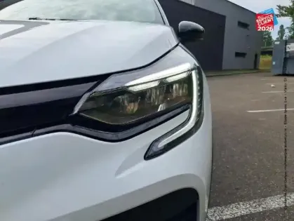 Photo 12 Renault Captur  1.6 E-Tech hybride 145 ch Engineered