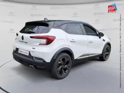 Photo 5 Renault Captur  1.6 E-Tech hybride 145 ch Engineered