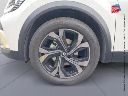 Photo 9 Renault Captur  1.6 E-Tech hybride 145 ch Engineered