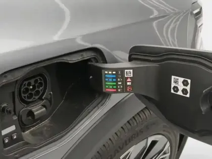 Photo 9 Renault Scenic  E-Tech Electric 220ch 87kWh Techno option esprit Alpine grande autonomie -25
