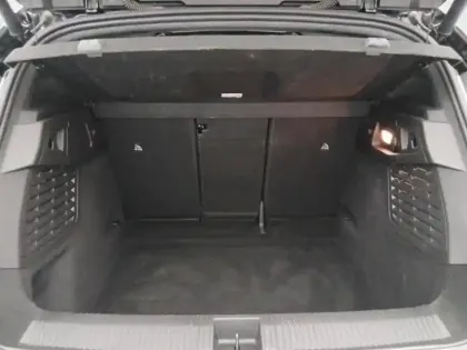 Photo 8 Renault Scenic  E-Tech Electric 220ch 87kWh Techno option esprit Alpine grande autonomie -25