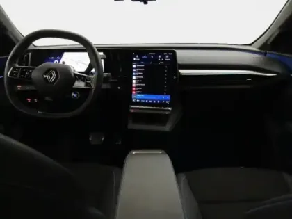 Photo 12 Renault Scenic  E-Tech Electric 220ch 87kWh Techno option esprit Alpine grande autonomie -25