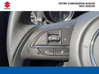 Photo 14 Suzuki Swift  1.2 Dualjet Hybrid 83ch Avantage