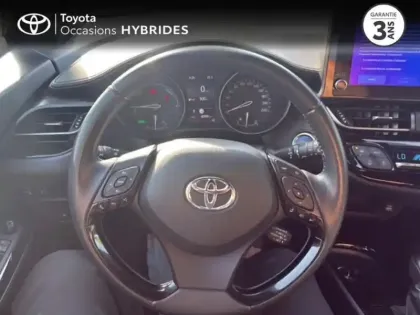 Photo 8 Toyota C-HR  1.8 Hybride 122ch Design E-CVT