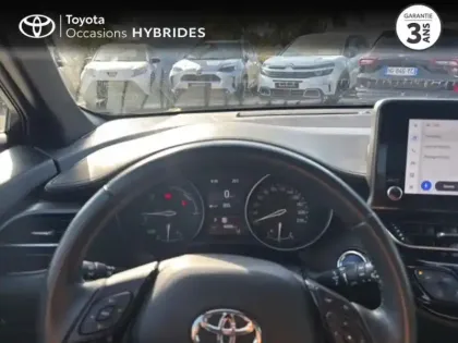 Photo 12 Toyota C-HR  1.8 Hybride 122ch Design E-CVT