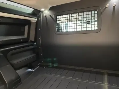 Photo 8 Rover Defender  90 3.0 D200 Hard Top S