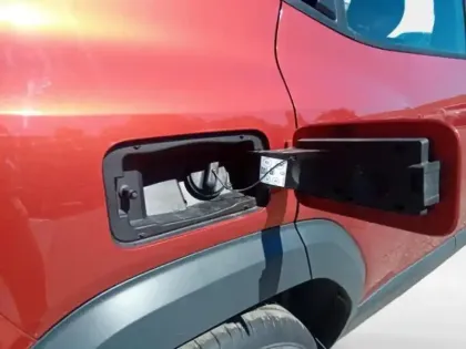 Photo 9 Dacia Duster  1.6 hybrid 140ch Expression