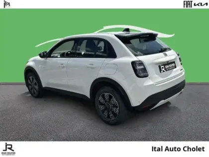 Photo 21 Fiat 600  1.2 Hybrid Turbo 145ch Icône eDCT6 Step 2