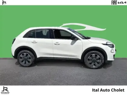 Photo 18 Fiat 600  1.2 Hybrid Turbo 145ch Icône eDCT6 Step 2