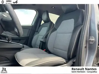 Photo 10 Renault Clio  1.6 E-Tech 145ch full hybrid Techno
