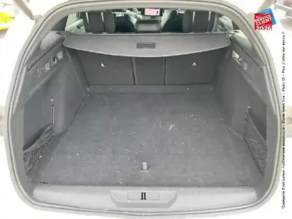 Photo 13 Peugeot 308  SW PHEV 225ch GT Pack e-EAT8