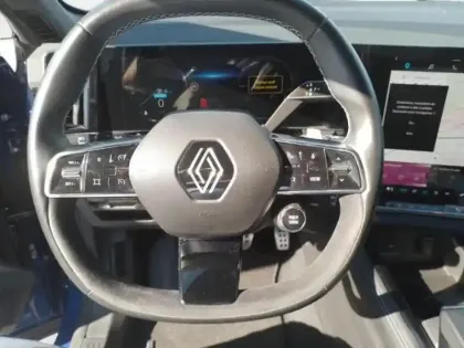 Photo 14 Renault Austral  1.2 E-Tech full hybrid 200ch Iconic- 23