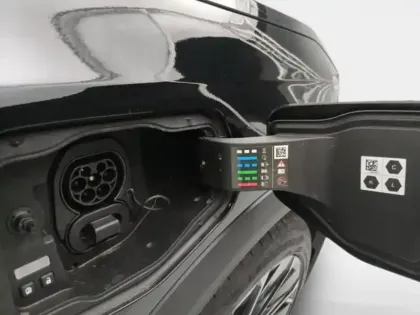 Photo 9 Renault Scenic  E-Tech Electric 220ch Techno esprit Alpine grande autonomie -24