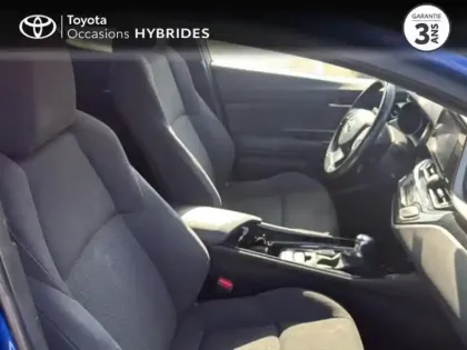 Photo 5 Toyota C-HR  122h Edition 2WD E-CVT RC18