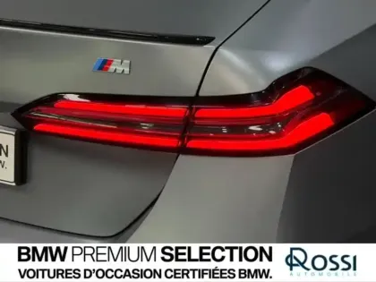 Photo 10 BMW Serie 5 Série 5 i5 340ch M Sport eDrive40