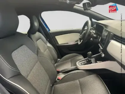 Photo 19 Renault Clio  1.6 E-Tech hybride 140ch Intens -21N