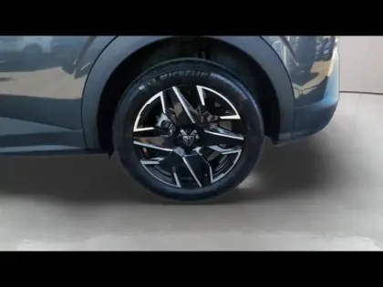 Photo 10 Peugeot 3008  1.2 Hybrid 136ch Allure e-DCS6