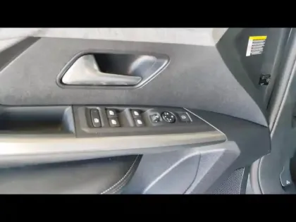 Photo 11 Peugeot 3008  1.2 Hybrid 136ch Allure e-DCS6