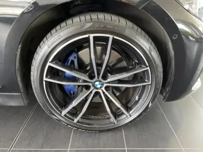 Photo 7 BMW Serie 3 Série 3 330eA xDrive 292ch M Sport