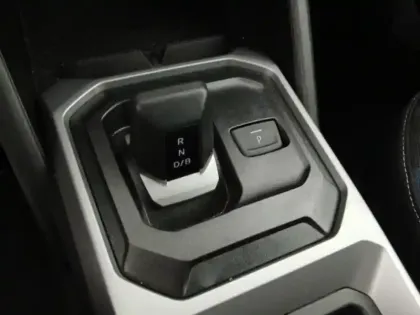 Photo 14 Dacia Duster  1.6 hybrid 140ch Journey