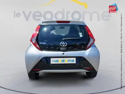 Photo 6 Toyota Aygo  1.0 VVT-i 72ch x-play 5p MY20