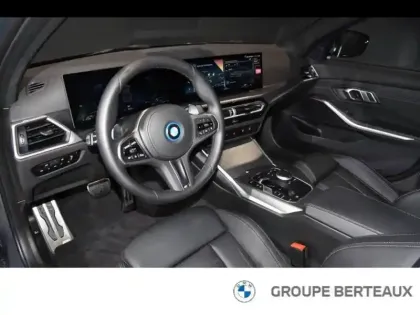 Photo 8 BMW Serie 3 Série 3 330eA 292ch M Sport