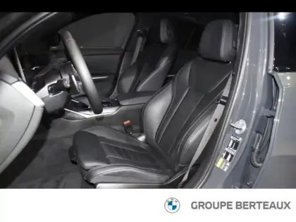 Photo 12 BMW Serie 3 Série 3 330eA 292ch M Sport